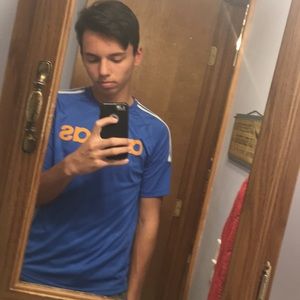 Meet your Posher, Thomas